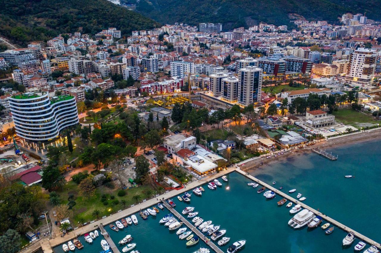 Royal Montesun Apartments Будва Экстерьер фото